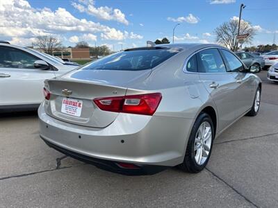 2016 Chevrolet Malibu LT   - Photo 5 - South Sioux City, NE 68776