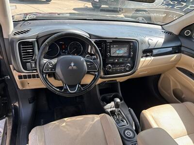 2016 Mitsubishi Outlander SEL   - Photo 15 - South Sioux City, NE 68776