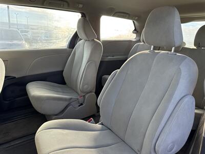 2014 Toyota Sienna L 7-Passenger   - Photo 16 - South Sioux City, NE 68776