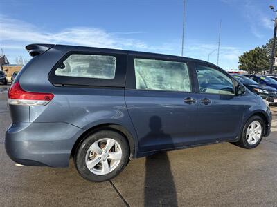 2014 Toyota Sienna L 7-Passenger   - Photo 8 - South Sioux City, NE 68776