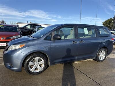 2014 Toyota Sienna L 7-Passenger   - Photo 2 - South Sioux City, NE 68776