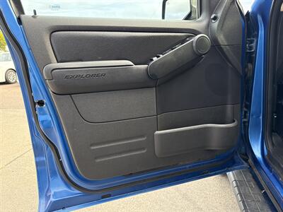 2010 Ford Explorer Sport Trac Limited   - Photo 15 - South Sioux City, NE 68776