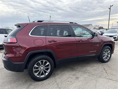 2019 Jeep Cherokee Latitude Plus   - Photo 8 - South Sioux City, NE 68776