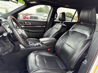 2018 Ford Explorer Platinum   - Photo 14 - South Sioux City, NE 68776