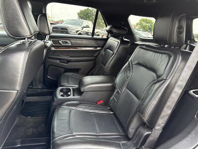 2018 Ford Explorer Platinum   - Photo 16 - South Sioux City, NE 68776