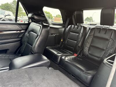 2018 Ford Explorer Platinum   - Photo 17 - South Sioux City, NE 68776