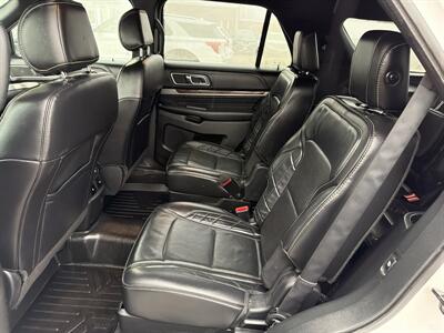 2017 Ford Explorer Platinum   - Photo 13 - South Sioux City, NE 68776
