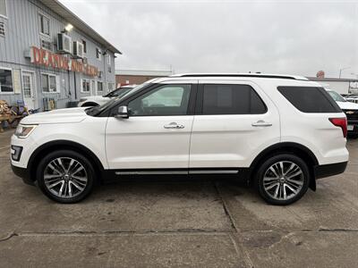 2017 Ford Explorer Platinum   - Photo 2 - South Sioux City, NE 68776