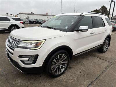 2017 Ford Explorer Platinum   - Photo 1 - South Sioux City, NE 68776