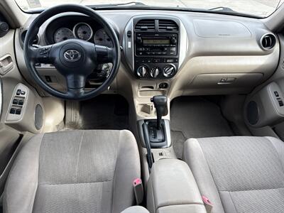 2005 Toyota RAV4   - Photo 21 - South Sioux City, NE 68776