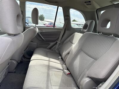 2005 Toyota RAV4   - Photo 16 - South Sioux City, NE 68776