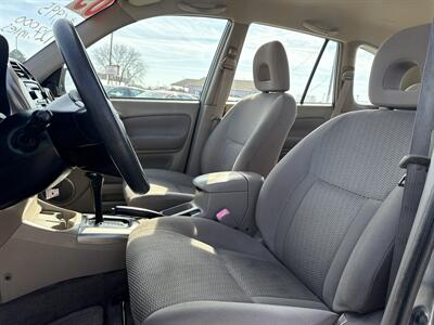 2005 Toyota RAV4   - Photo 14 - South Sioux City, NE 68776