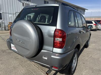 2005 Toyota RAV4   - Photo 7 - South Sioux City, NE 68776