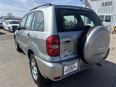 2005 Toyota RAV4   - Photo 5 - South Sioux City, NE 68776