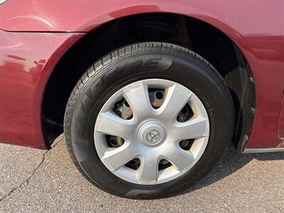 2004 Toyota Camry LE   - Photo 13 - South Sioux City, NE 68776