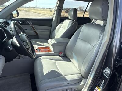 2013 Toyota Highlander Limited   - Photo 16 - South Sioux City, NE 68776