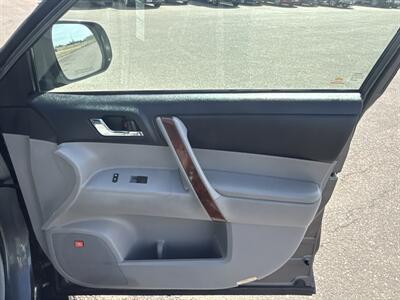2013 Toyota Highlander Limited   - Photo 22 - South Sioux City, NE 68776