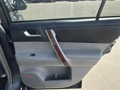 2013 Toyota Highlander Limited   - Photo 20 - South Sioux City, NE 68776