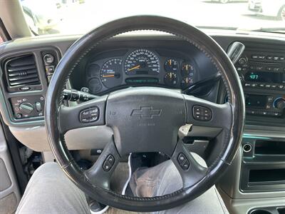 2003 Chevrolet Suburban 1500 LT   - Photo 23 - South Sioux City, NE 68776
