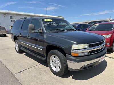 2003 Chevrolet Suburban 1500 LT   - Photo 7 - South Sioux City, NE 68776
