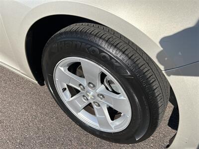2014 Chevrolet Malibu LT   - Photo 10 - South Sioux City, NE 68776