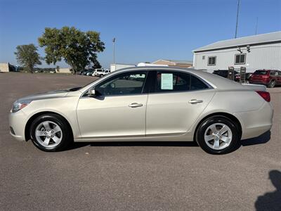 2014 Chevrolet Malibu LT   - Photo 2 - South Sioux City, NE 68776