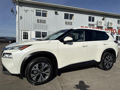 2021 Nissan Rogue SV   - Photo 2 - South Sioux City, NE 68776