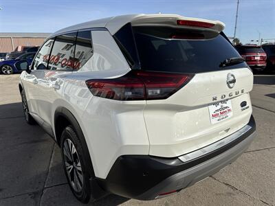 2021 Nissan Rogue SV   - Photo 5 - South Sioux City, NE 68776