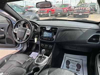 2012 Chrysler 200 Limited   - Photo 15 - South Sioux City, NE 68776