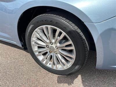 2012 Chrysler 200 Limited   - Photo 9 - South Sioux City, NE 68776