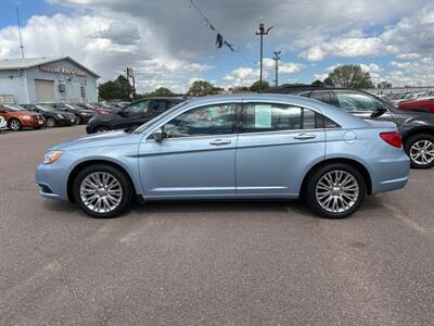 2012 Chrysler 200 Limited   - Photo 2 - South Sioux City, NE 68776
