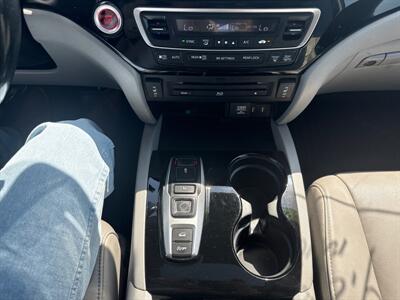 2016 Honda Pilot Touring   - Photo 30 - South Sioux City, NE 68776