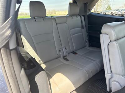 2016 Honda Pilot Touring   - Photo 23 - South Sioux City, NE 68776