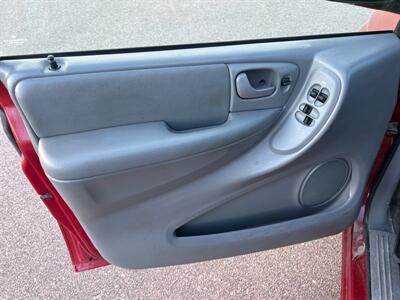 2007 Dodge Grand Caravan SE   - Photo 11 - South Sioux City, NE 68776