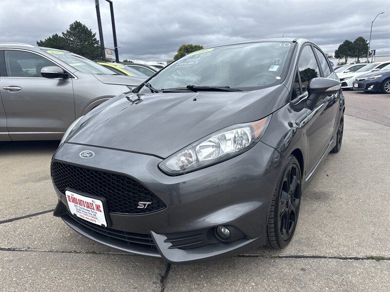 2016 Ford Fiesta ST   - Photo 1 - South Sioux City, NE 68776