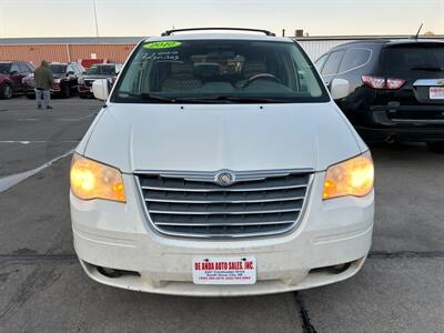 2010 Chrysler Town & Country Touring   - Photo 8 - South Sioux City, NE 68776