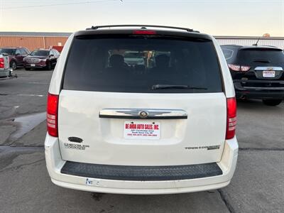 2010 Chrysler Town & Country Touring   - Photo 4 - South Sioux City, NE 68776