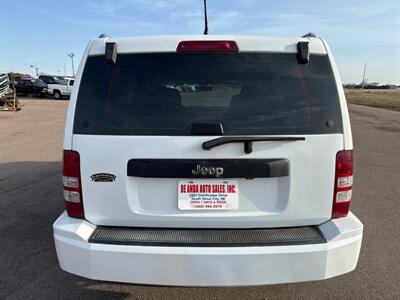 2011 Jeep Liberty Sport   - Photo 6 - South Sioux City, NE 68776
