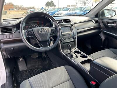 2015 Toyota Camry LE   - Photo 13 - South Sioux City, NE 68776