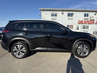 2021 Nissan Rogue SV   - Photo 9 - South Sioux City, NE 68776