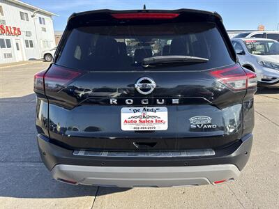 2021 Nissan Rogue SV   - Photo 6 - South Sioux City, NE 68776