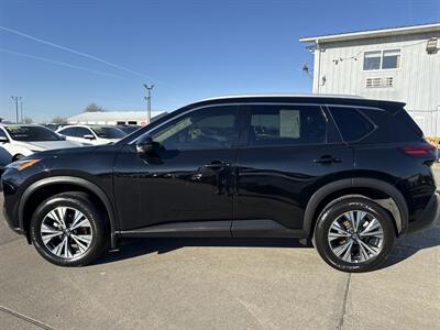 2021 Nissan Rogue SV   - Photo 3 - South Sioux City, NE 68776