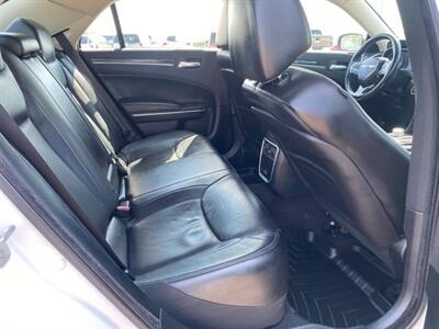 2016 Chrysler 300 Series Limited   - Photo 18 - South Sioux City, NE 68776