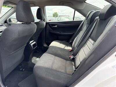 2017 Toyota Camry LE   - Photo 16 - South Sioux City, NE 68776