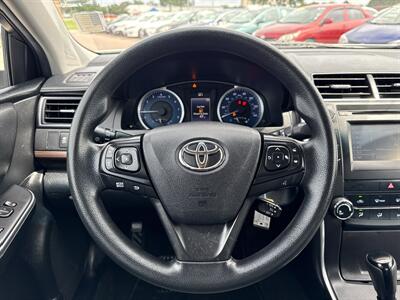 2017 Toyota Camry LE   - Photo 22 - South Sioux City, NE 68776