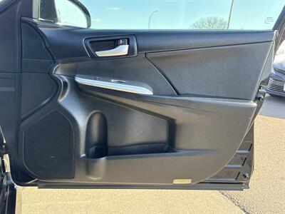 2014 Toyota Camry SE   - Photo 20 - South Sioux City, NE 68776