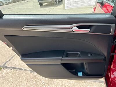 2019 Ford Fusion SE   - Photo 13 - South Sioux City, NE 68776