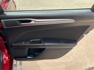 2019 Ford Fusion SE   - Photo 16 - South Sioux City, NE 68776