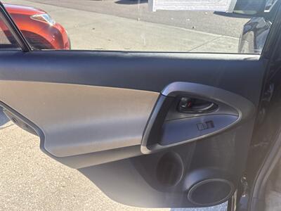 2011 Toyota RAV4   - Photo 19 - South Sioux City, NE 68776