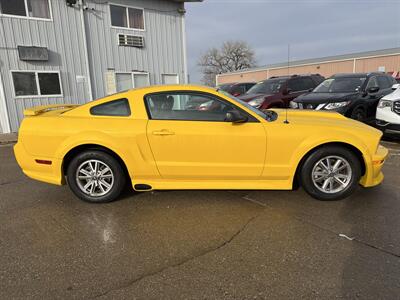 2005 Ford Mustang V6 Deluxe   - Photo 6 - South Sioux City, NE 68776